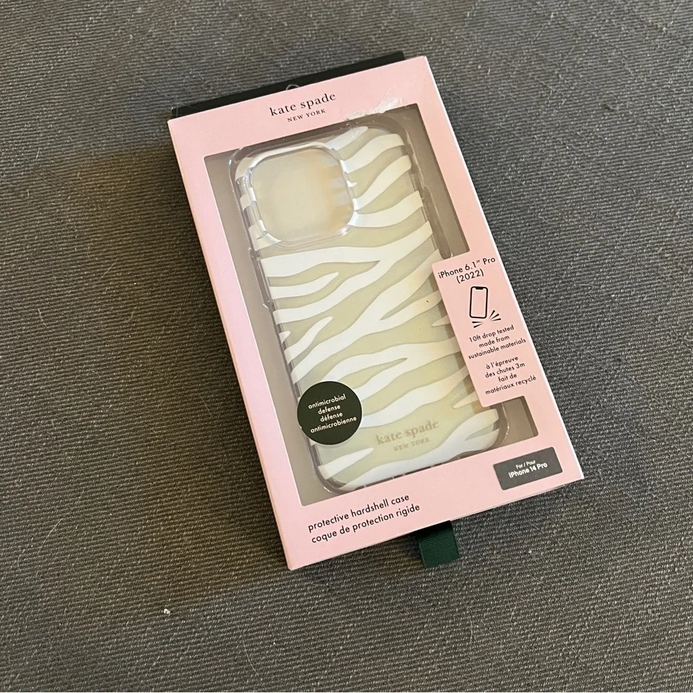 Kate Spade New York Protective Hardshell iPhone Case - White Zebra iPhone 14 NIB